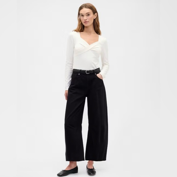 NWT | GAP Twist-Front Sweetheart Top | Ivory Cream Frost XL | MSRP $34.99 - Picture 4 of 6